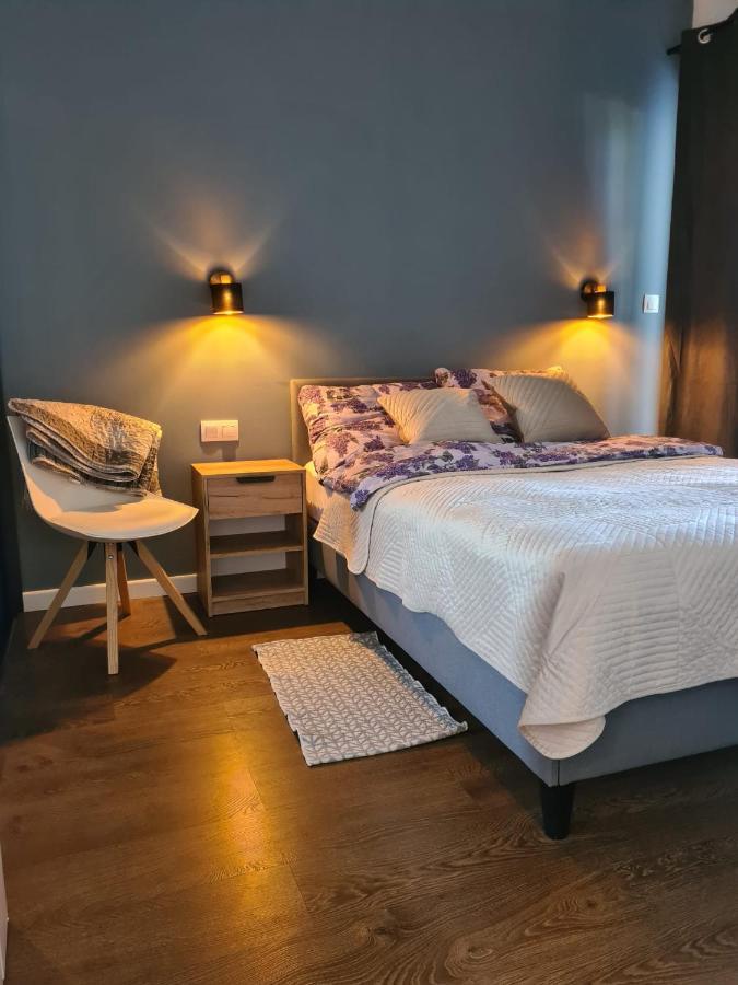 Venice Apartment, Self Check-in 24h, Free Parking * Познань