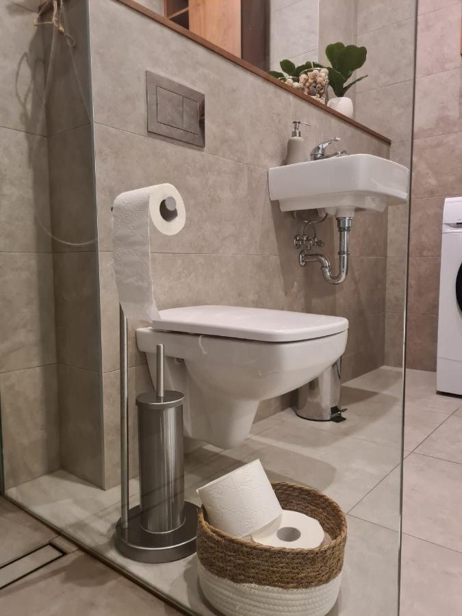 Апартаменти Venice Apartment, Self Check-in 24h, Free Parking